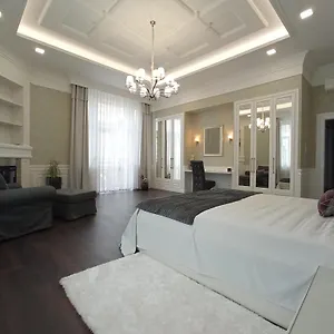 Upp Design Apartment